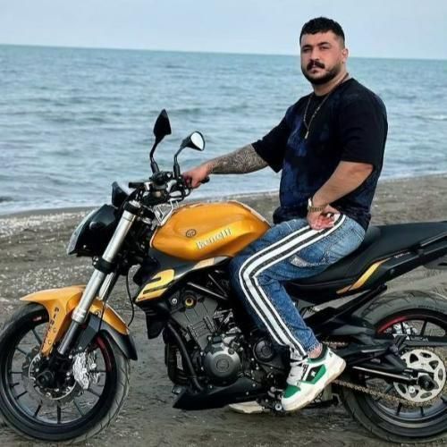 رضا کرمی تارا و فرهاد جهانگیری سیانور (هوش مصنوعی)